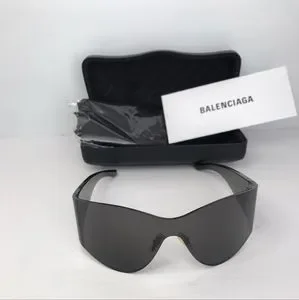 Balenciaga | Accessories | Authentic New Balenciagamono Mask  display picture 3